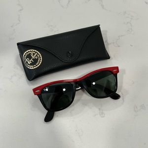 Ray Ban Wayfarer II in Red and Black